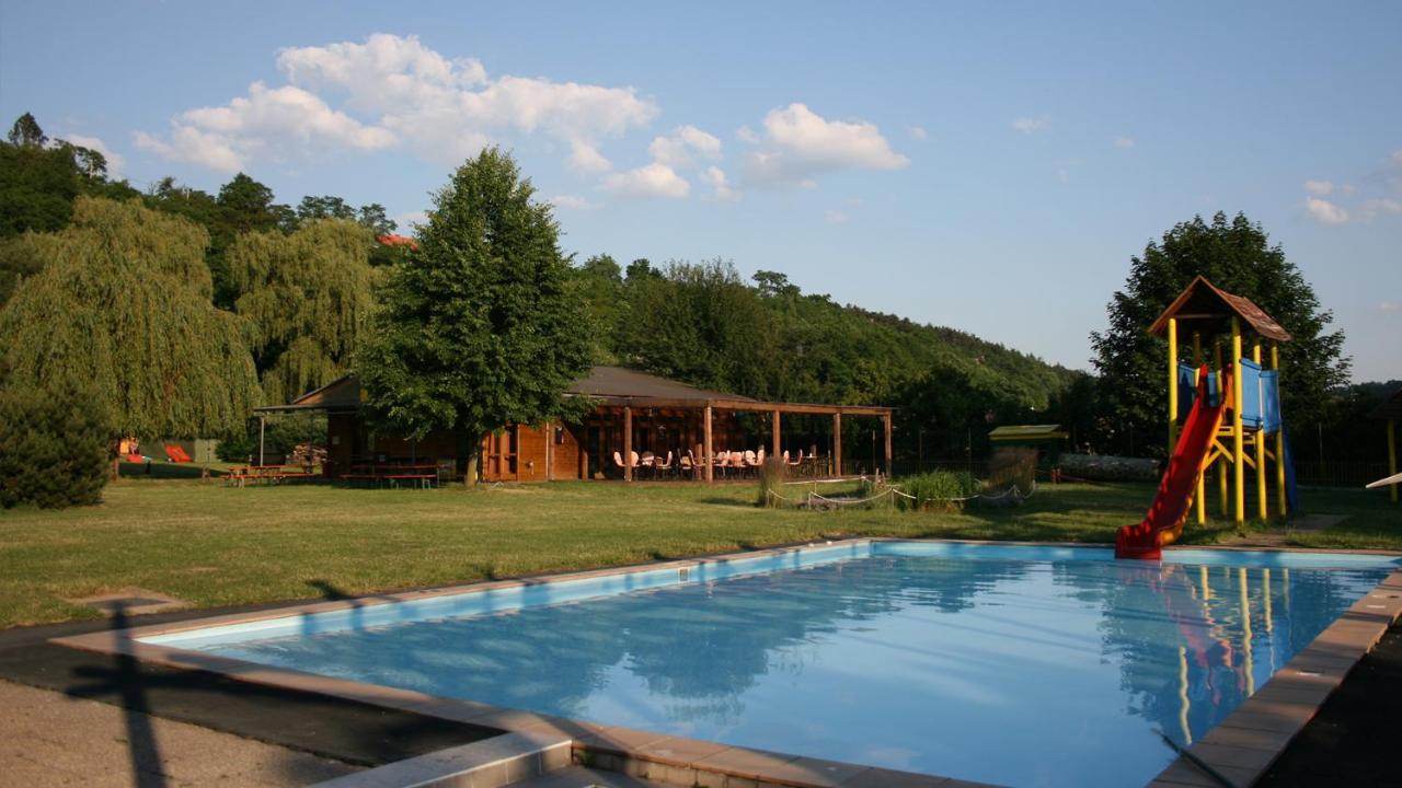 Lavka Park Skochovice Hotel Vrané nad Vltavou Exterior foto